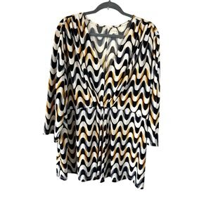 Lane Bryant V Neck Empire Waist Tunic Top Size 26/28 Plus‎ Geometric